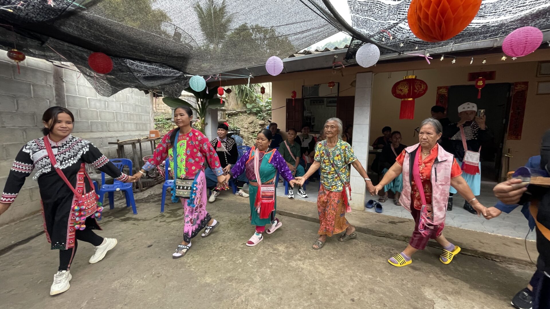 タイ・少数民族ツアー】1年に1度！リス族の旧正月体験ツアー