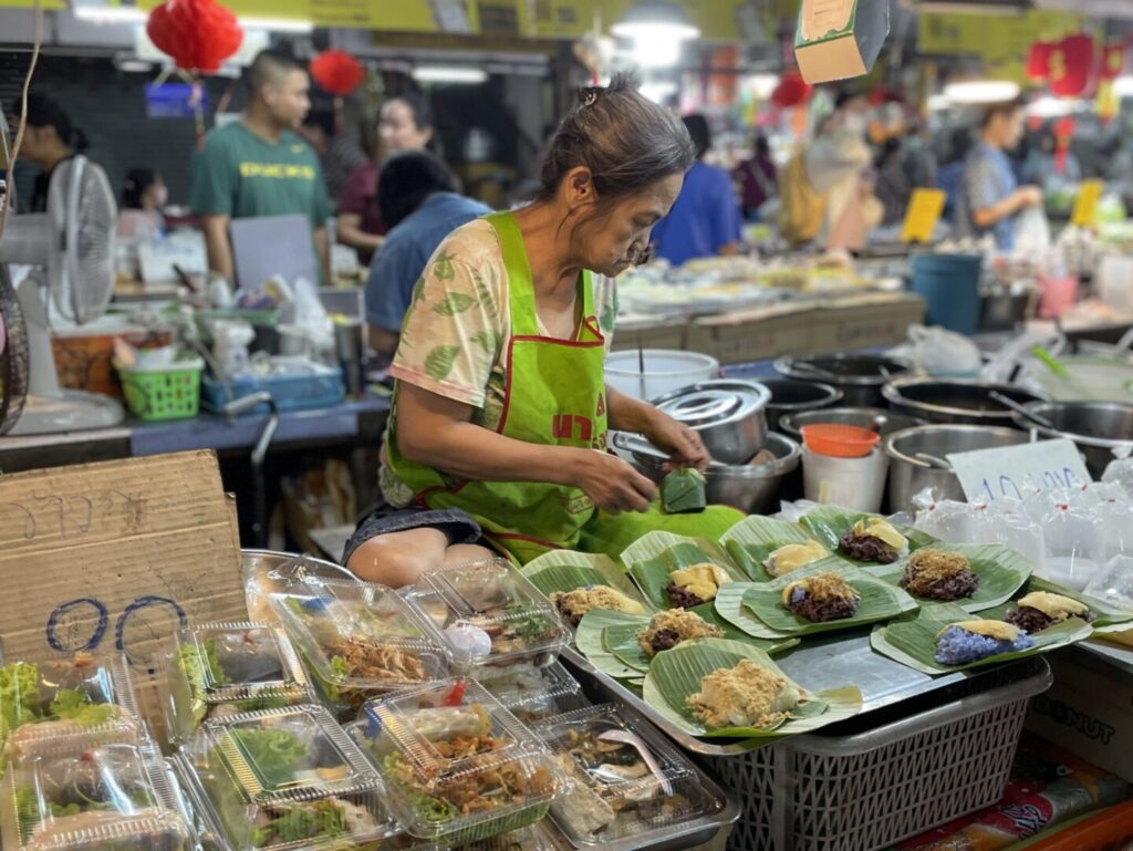 チェンマイ門市場