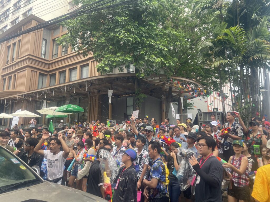 水かけ祭り