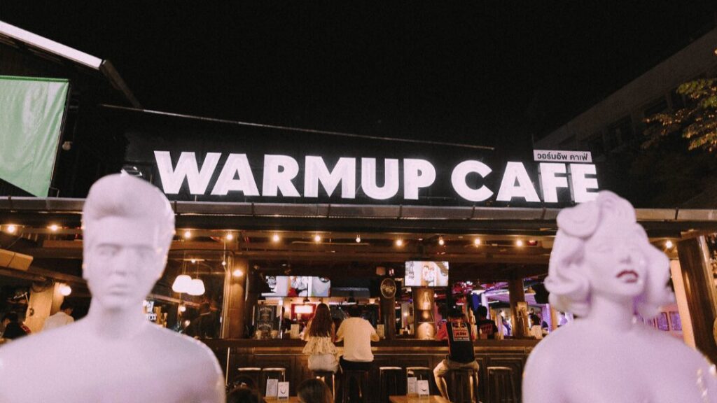 WARMUP CAFE