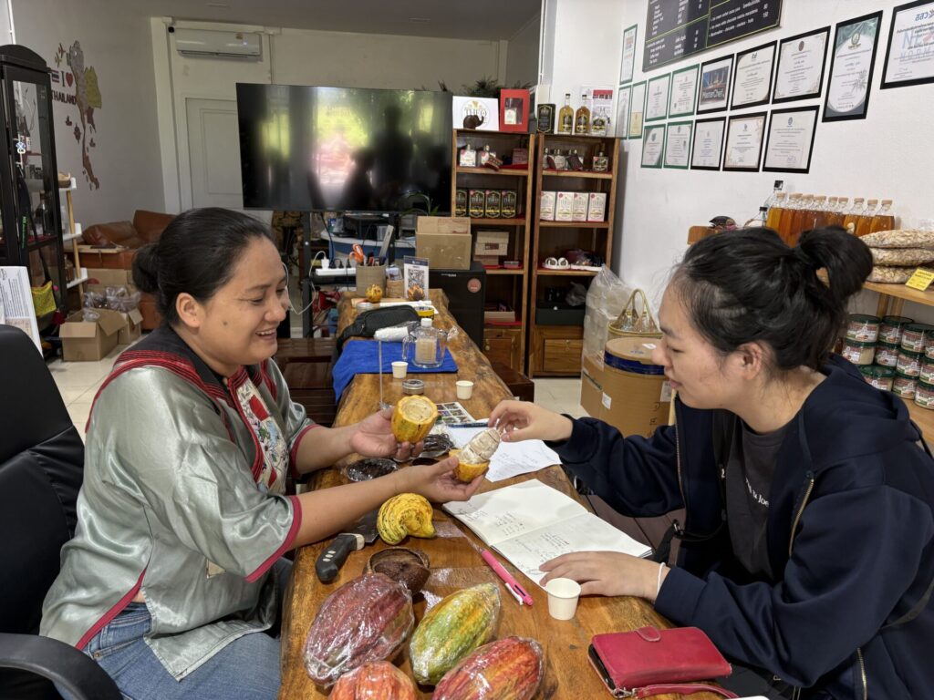 様々なカカオ製品の試食